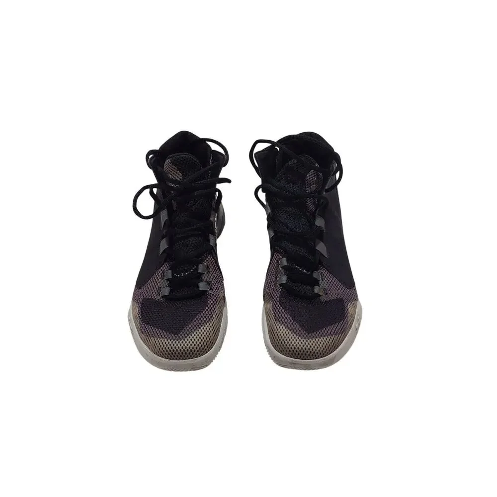 boys graphite under armour tennishoes size 7
